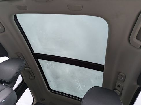 Used 2024 Volvo XC60 B5 Plus image 23