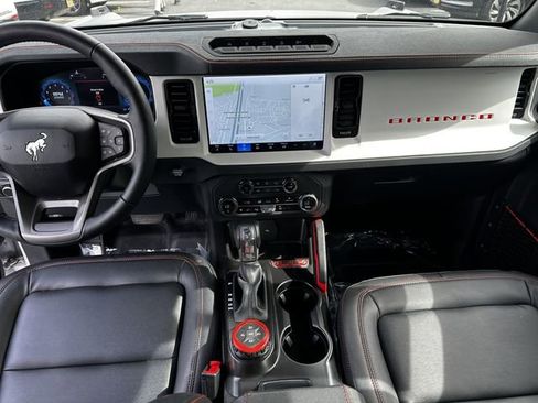 Certified 2025 Ford Bronco Stroppe Edition AWD/4WD image 15