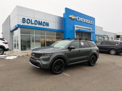 Used 2023 Kia Sorento S w/ Panoramic Sunroof Package