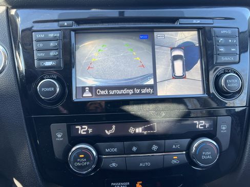 Used 2016 Nissan Rogue SL w/ SL Premium Package image 33