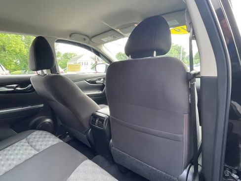 Used 2019 Nissan Rogue Sport SV AWD/4WD image 22