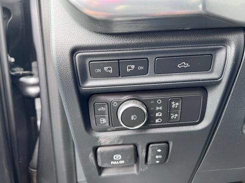 Used 2021 Ford F150 Lariat w/ Equipment Group 502A High AWD/4WD image 28
