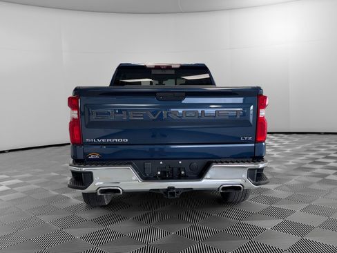 Used 2021 Chevrolet Silverado 1500 LTZ w/ Technology Package AWD/4WD image 7