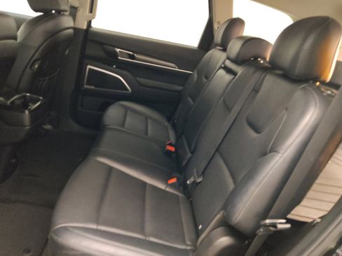 Used 2022 Kia Telluride LX AWD/4WD image 18