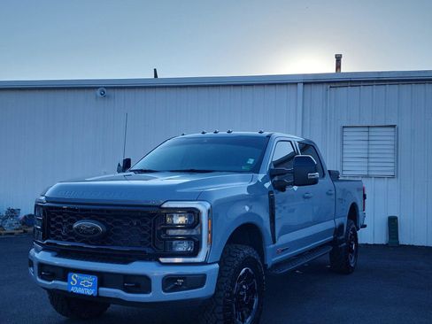 Used 2025 Ford F250 Lariat w/ Lariat Ultimate Package image 1