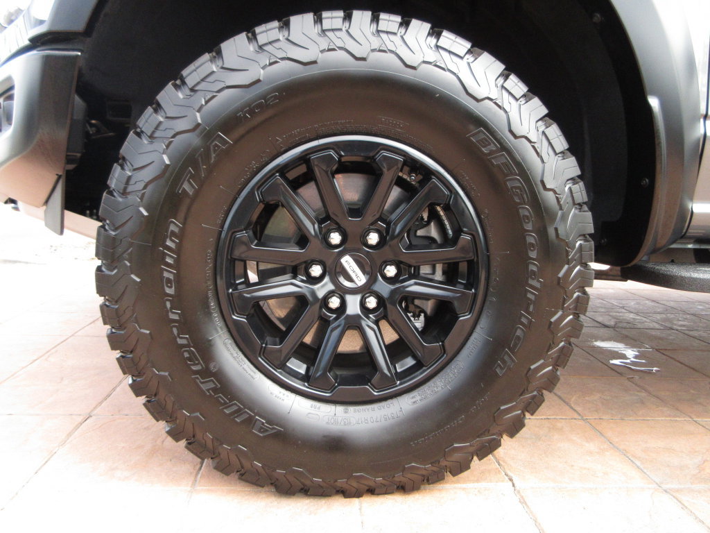 Used 2026 Ford F150 Raptor AWD/4WD image 9