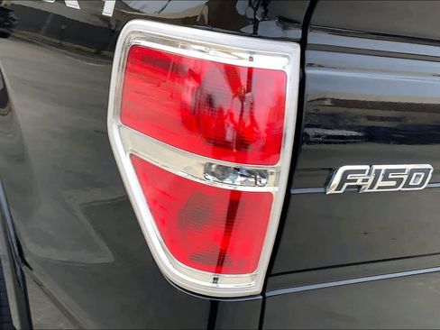 Used 2014 Ford F150 Lariat w/ Equipment Group 502A Luxury image 27