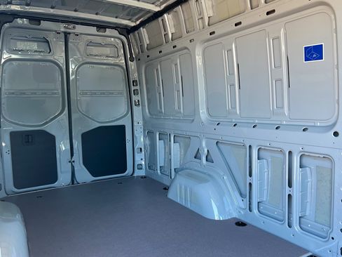 New 2026 Mercedes-Benz Sprinter 2500 image 19