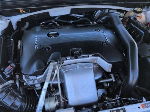 Certified 2017 Chevrolet Malibu Premier w/ Driver Confidence Package FWD image 29
