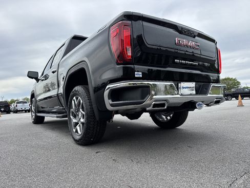New 2026 GMC Sierra 1500 SLT w/ SLT Premium Plus Package AWD/4WD image 8