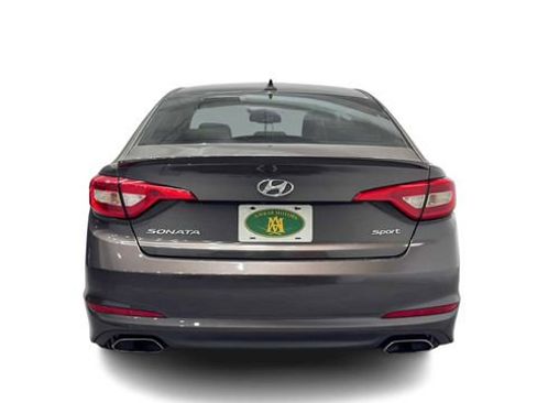 Used 2017 Hyundai Sonata Sport w/ Cargo Package FWD image 3