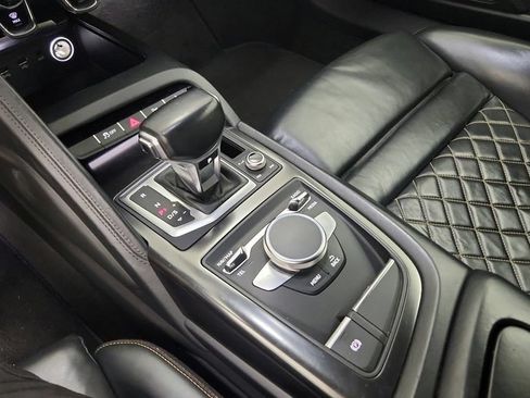 Used 2017 Audi R8 V10 AWD/4WD image 37