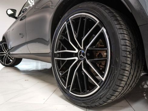 Used 2020 Mercedes-Benz GLC 43 AMG 4MATIC image 38