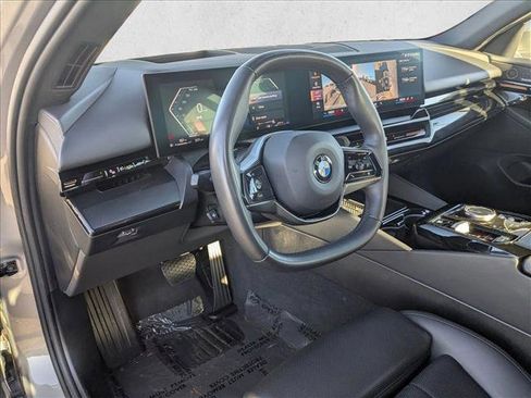 Certified 2024 BMW 530i w/ Premium Package image 10