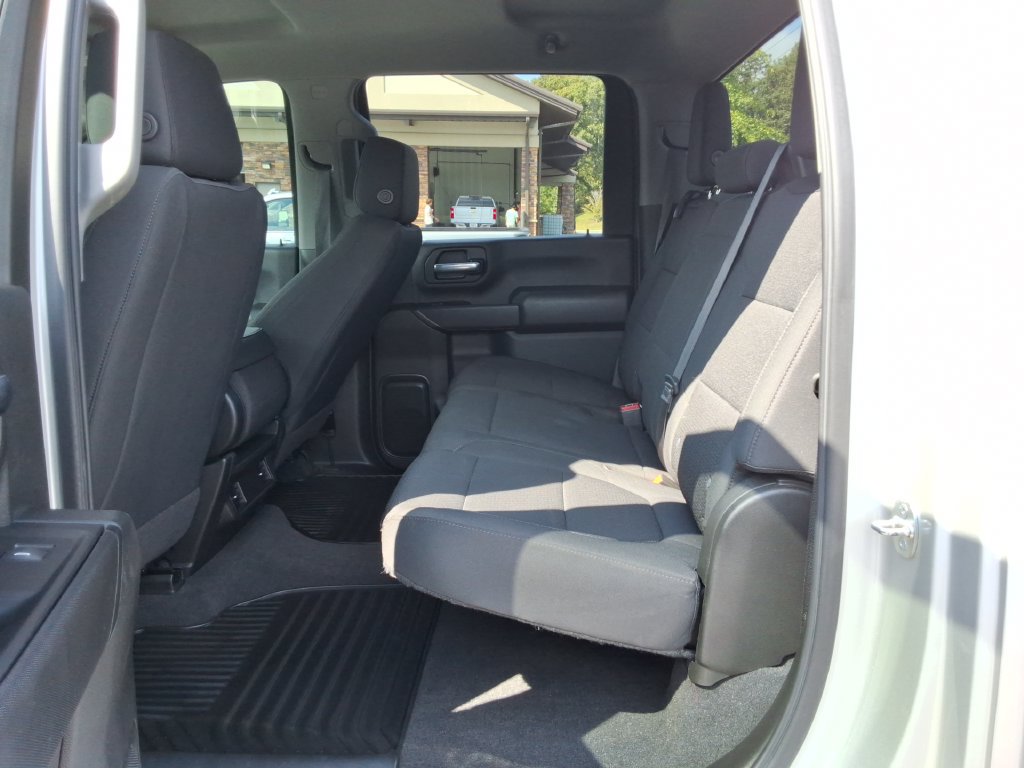 Certified 2022 Chevrolet Silverado 2500 Custom w/ Custom Value Package AWD/4WD image 19