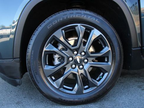 Used 2021 Chevrolet Traverse RS image 31