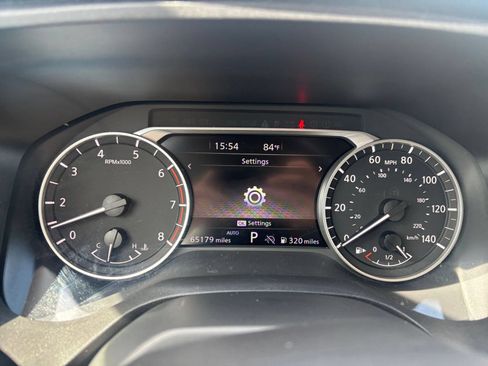 Used 2025 Nissan Rogue SV AWD/4WD image 41