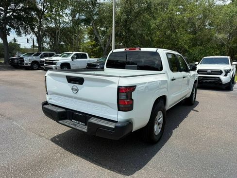 Used 2025 Nissan Frontier S RWD image 9