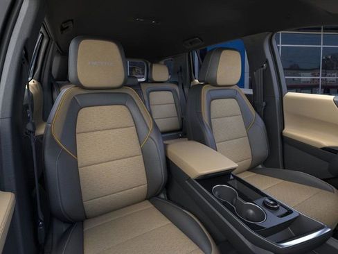 New 2026 Chevrolet Equinox ACTIV w/ Convenience Package III image 17