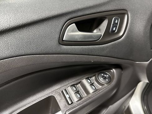 Used 2017 Ford Escape SE AWD/4WD image 20