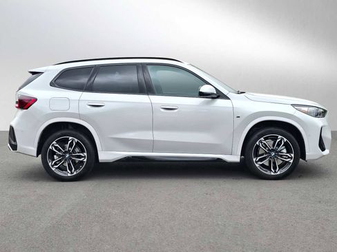 Used 2023 BMW X1 xDrive28i w/ Premium Package AWD/4WD image 2