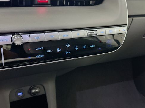 Used 2024 Hyundai Ioniq 5 SEL image 24