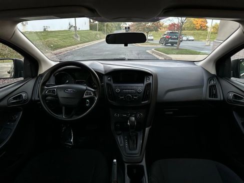 Used 2018 Ford Focus S image 22