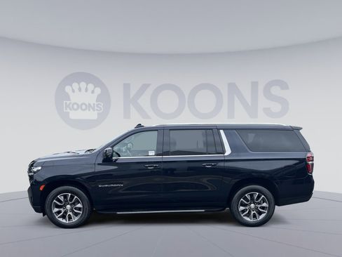 Used 2023 Chevrolet Suburban LT w/ LT Signature Package AWD/4WD image 13