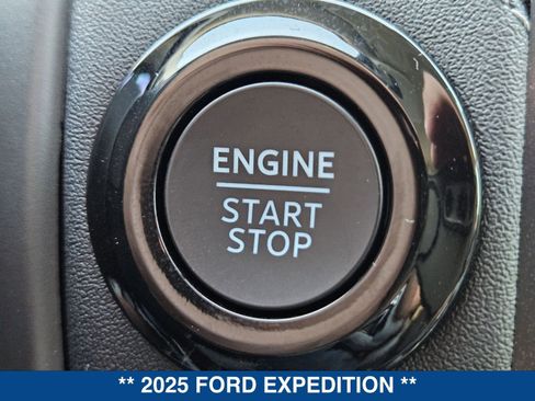 New 2025 Ford Expedition Platinum w/ Platinum Ultimate Package image 38