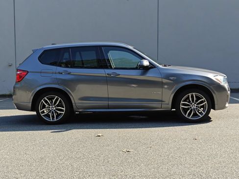 Used 2016 BMW X3 xDrive28i AWD/4WD image 2