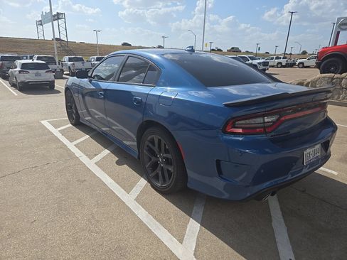 Used 2021 Dodge Charger R/T w/ Blacktop Package RWD image 10
