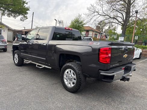 Used 2015 Chevrolet Silverado 3500 LTZ w/ Duramax Plus Package AWD/4WD image 12