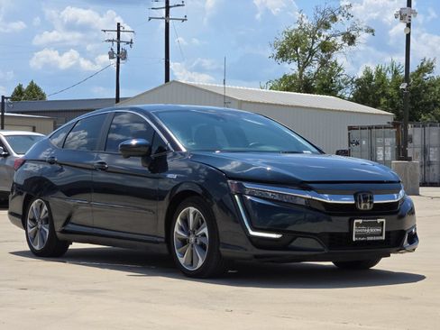 Used 2018 Honda Clarity Touring image 7