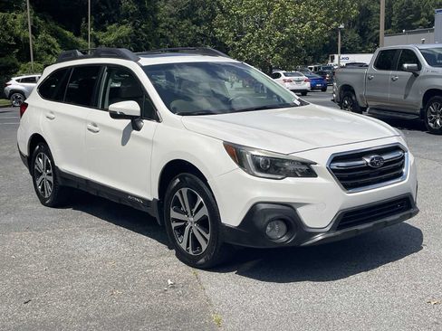 Used 2018 Subaru Outback 2.5i Limited AWD/4WD image 5