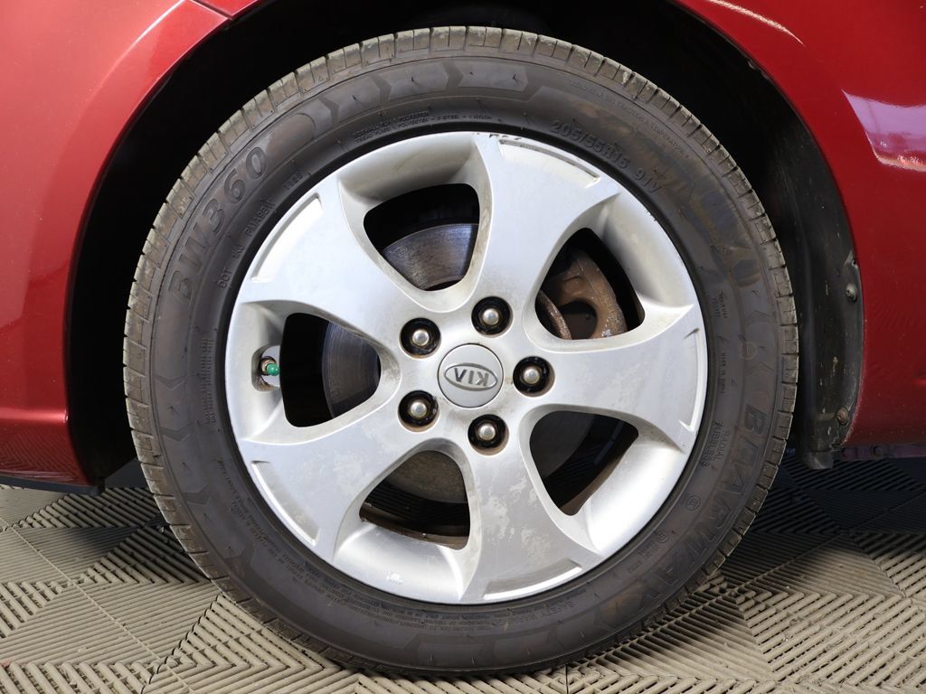 Used 2010 Kia Forte EX FWD image 13
