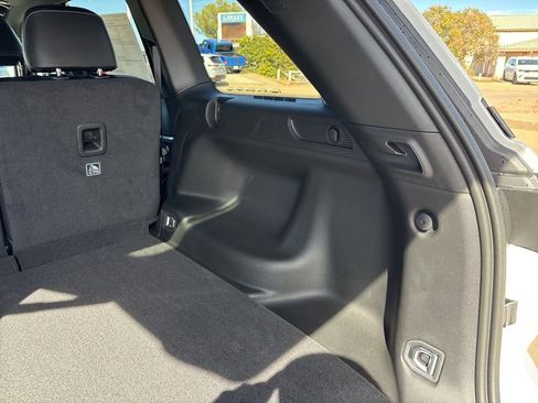 New 2026 Jeep Grand Cherokee Altitude image 47