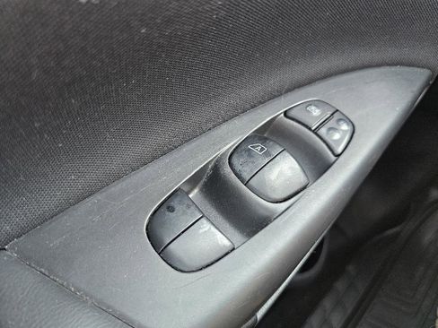 Used 2019 Nissan Sentra SR FWD image 45