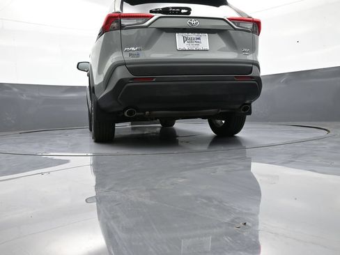 Certified 2020 Toyota RAV4 XLE Premium AWD/4WD image 32