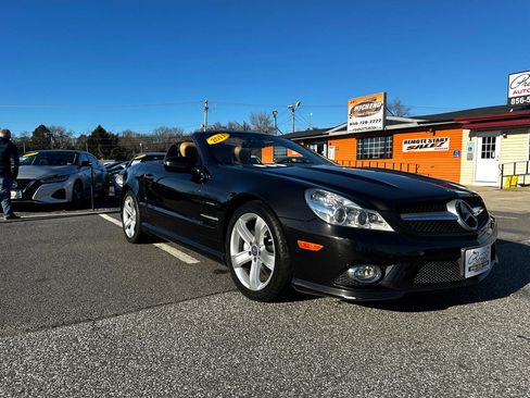 Used 2011 Mercedes-Benz SL 550 image 26