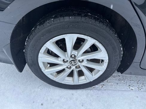 Used 2023 Toyota Camry LE image 19