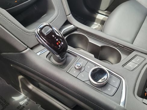 Certified 2023 Cadillac XT5 Premium Luxury FWD image 15