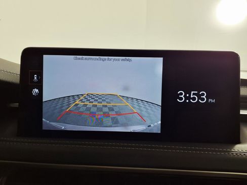 Certified 2025 Genesis G70 2.5T image 19