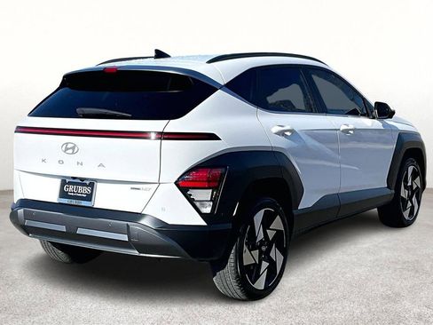 Used 2024 Hyundai Kona Limited image 2