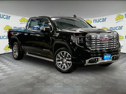 Used 2024 GMC Sierra 1500 Denali w/ Denali Reserve Package AWD/4WD image 1