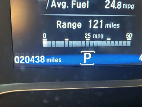 Used 2018 Honda Pilot Touring image 34