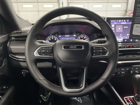 Used 2024 Jeep Compass Trailhawk image 29