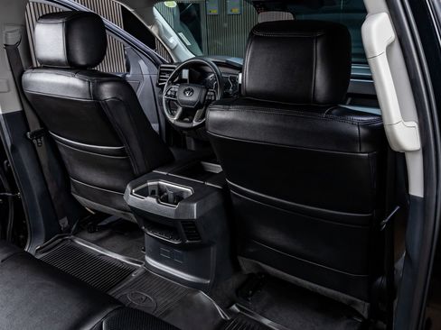 Used 2022 Toyota Tundra SR5 image 31