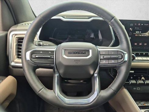 Certified 2023 GMC Canyon Denali AWD/4WD image 14