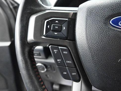 Used 2017 Ford F150 XLT w/ Equipment Group 302A Luxury image 33