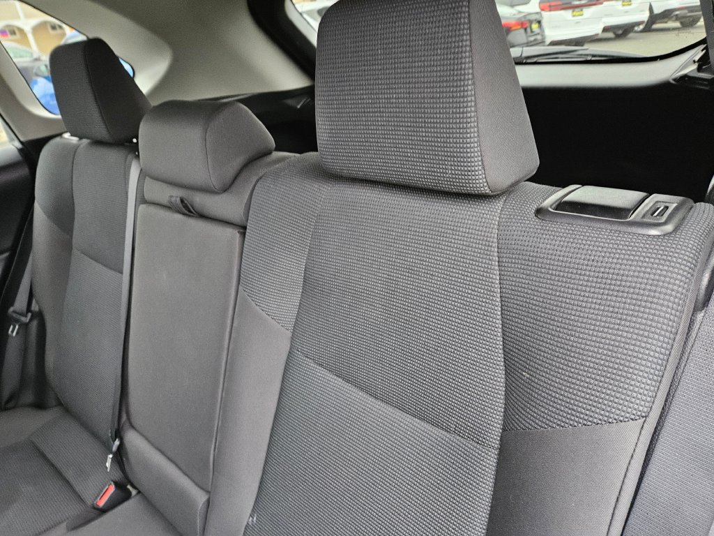 Used 2025 Toyota RAV4 LE AWD/4WD image 14